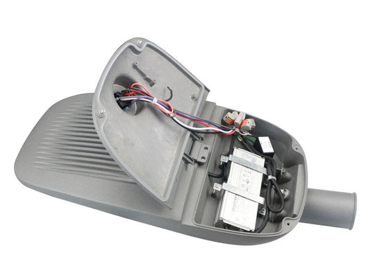 Οριζόντια κατακόρυφη IP66 Αδιάβροχο LED φως δρόμου Ανθεκτικό στον άνεμο 4000K Για εξωτερικούς χώρους